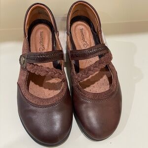 BareTraps Brown Dress Shoes with Braided Strap